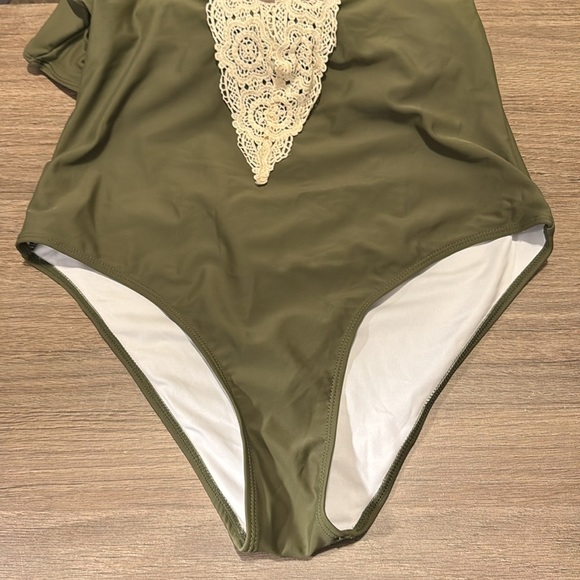 Cup she Olive Green Lace Trim Swimsuit women’s XL one piece - Picture 5 of 8